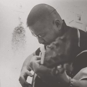 巨大乳房挤奶护士
